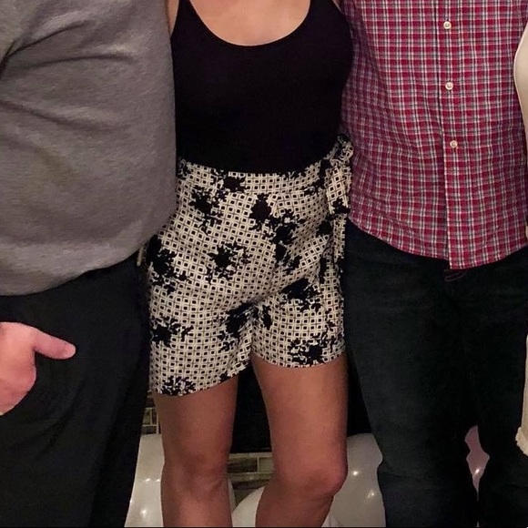 Black and Tan shorts - Picture 4 of 4